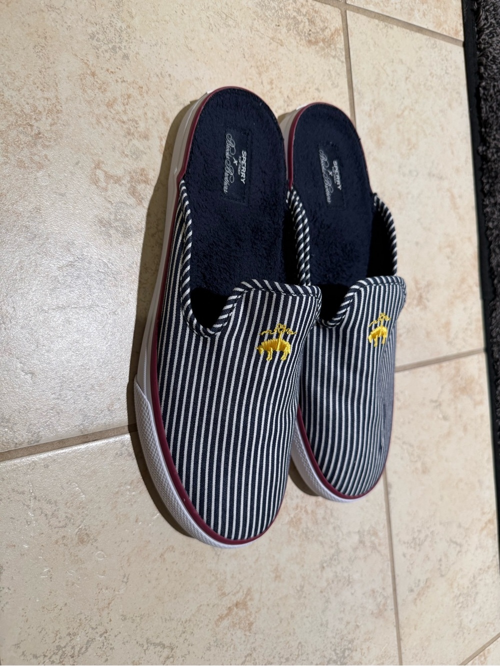 Brooks Brothers x Sperry Navy White Pinstripe Slip-On Sandals 9.5M